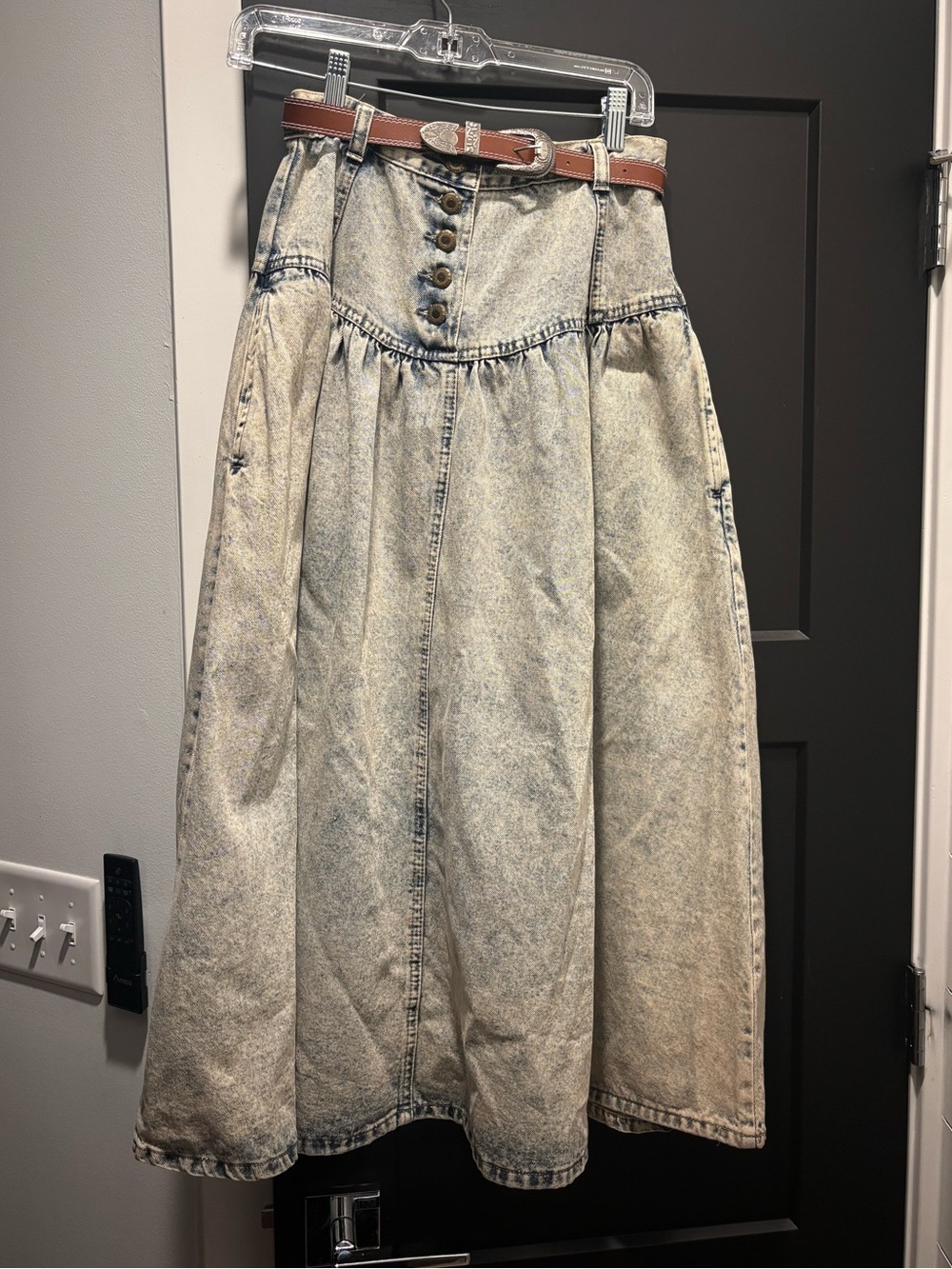 Vintage Blumarine Acid Wash Drop Waist Denim Jean Skirt 8 Pleated Pockets Belt
